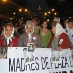 Una recente manifestazione delle Madri di Plaza de Mayo a Buenos Aires - Roblespepe