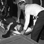 Oswald morente viene trasportato al Parkland Hospital