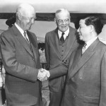 Il Presidente USA Eisenhower accoglie il dittatore Ngo Dinh Diem (maggio 1957)