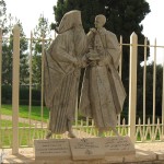 Gruppo scultoreo a ricordo dell'incontro tra Atenagoras e Paolo VI a Gerusalemme - Ori