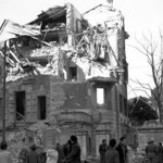 L'ospedale Regina Elena colpito dalle bombe, luglio 1943.